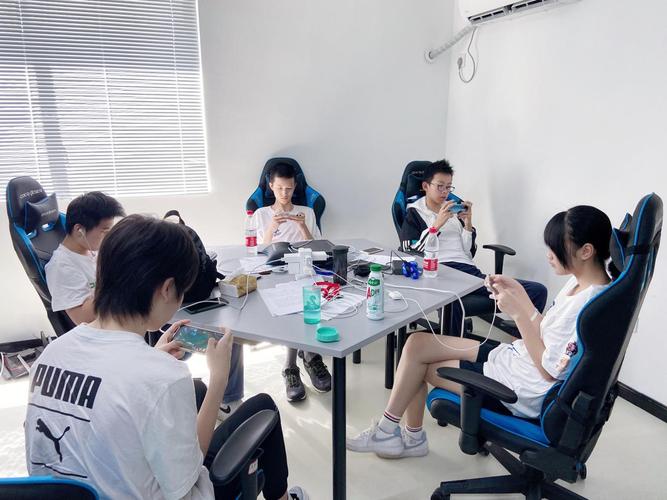 鹤岗打电竞学校有哪些