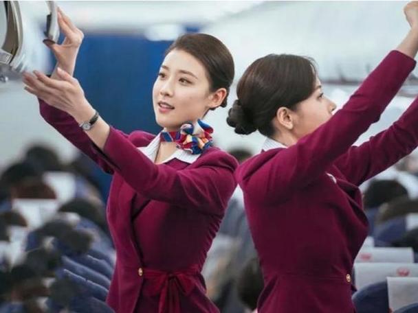初中毕业想要报读空姐专业怎么样