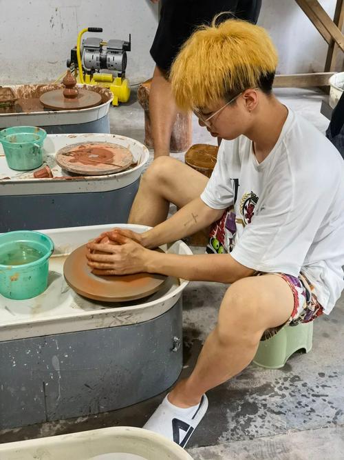 工艺美术是学什么的