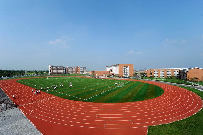 什邡市职高学校一年学费多少