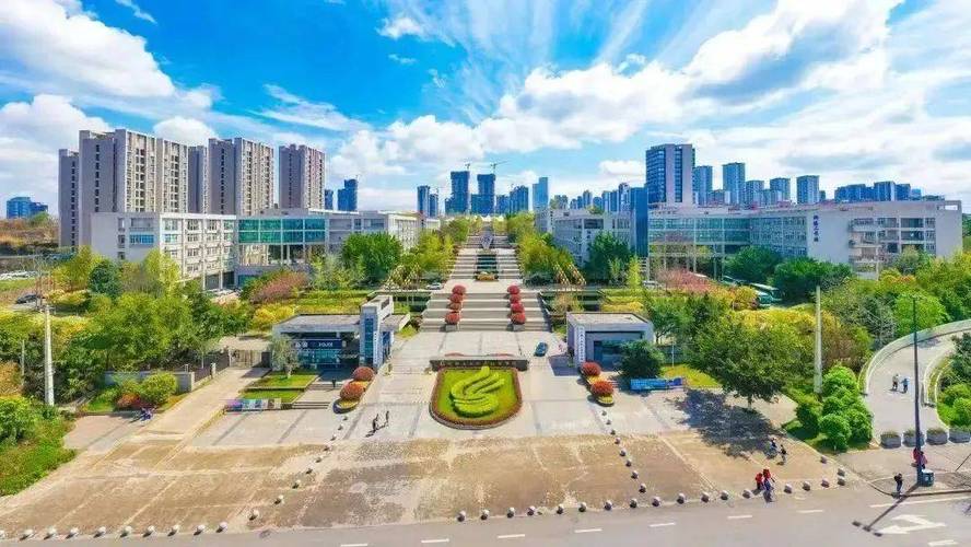 成都工业职业技术学校在哪里