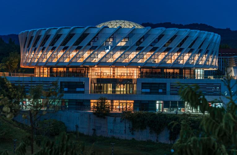 天府新区通用航空职业学院靠谱吗