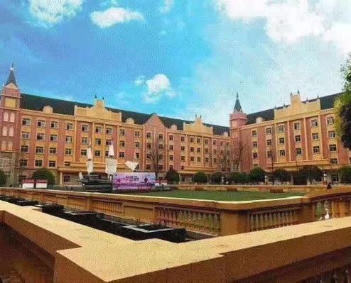 四川郫县的职业学校