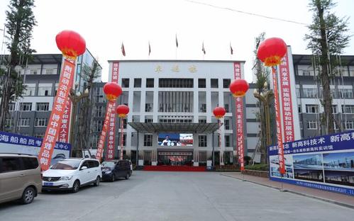成都机电工程学校是高中还是大学