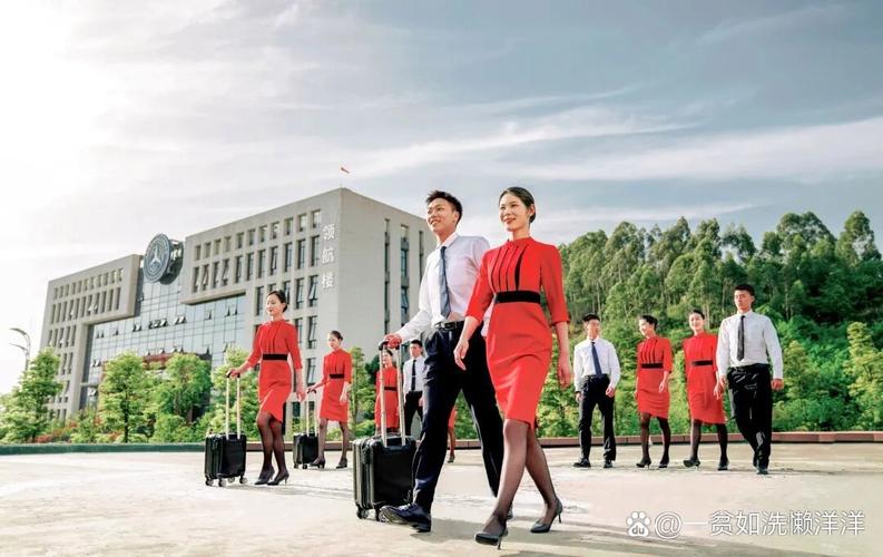 初中毕业可以学航空服务吗
