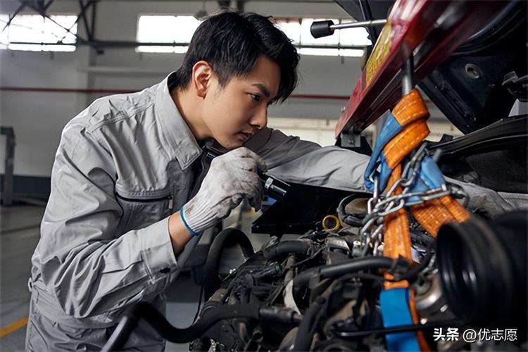 学汽车电路维修技术前景怎么样?