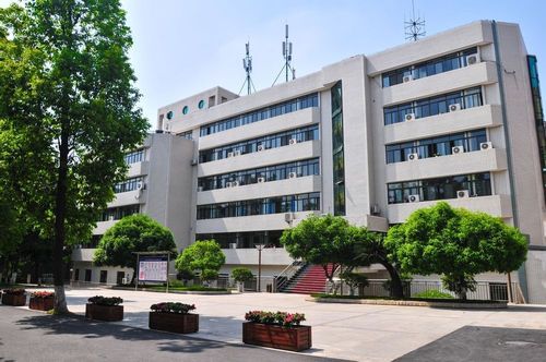 四川理工技师学院温江校区好不好