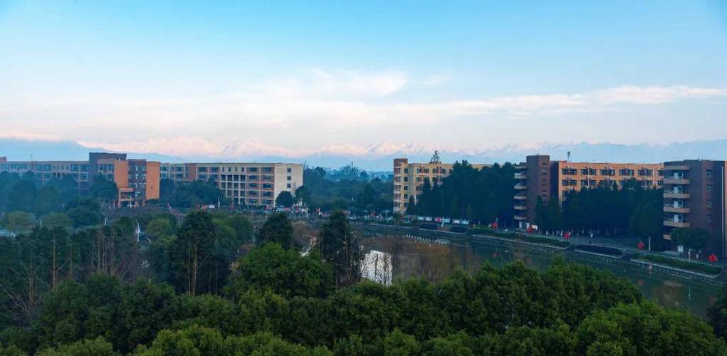 成都铁路学校怎么样