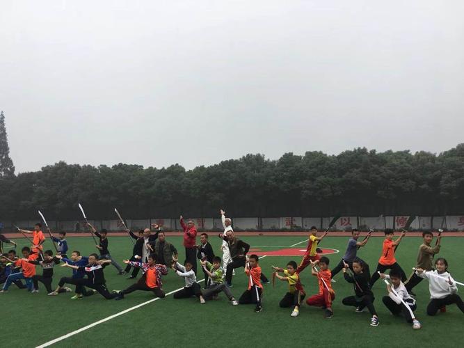 峨眉山文武学校怎么样
