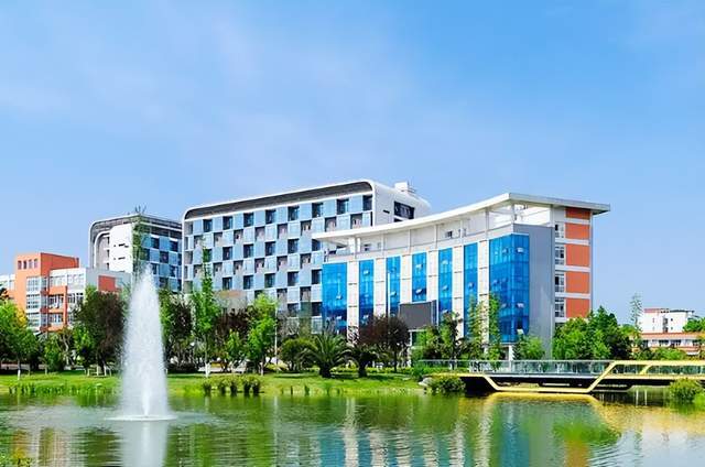 成都铁路卫生学校怎么样