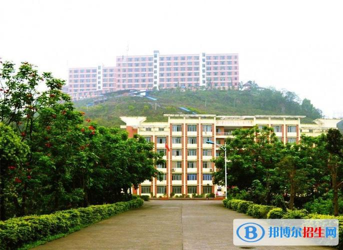 2022泸州市电子机械学校有什么专业