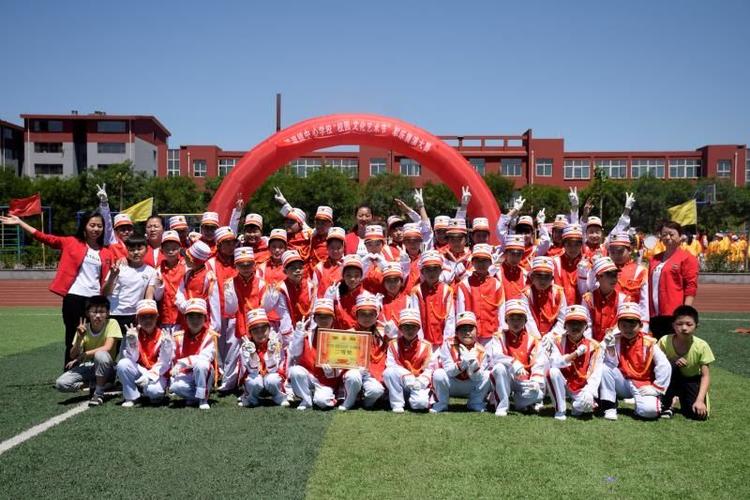 北京军乐艺术学校学费多少