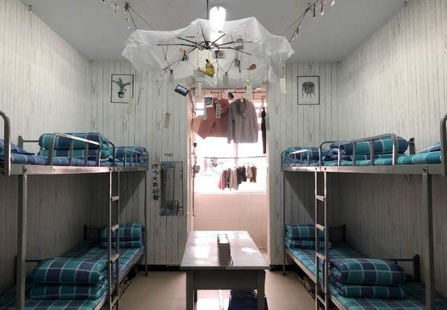 成都铁路卫校是公立还是私立
