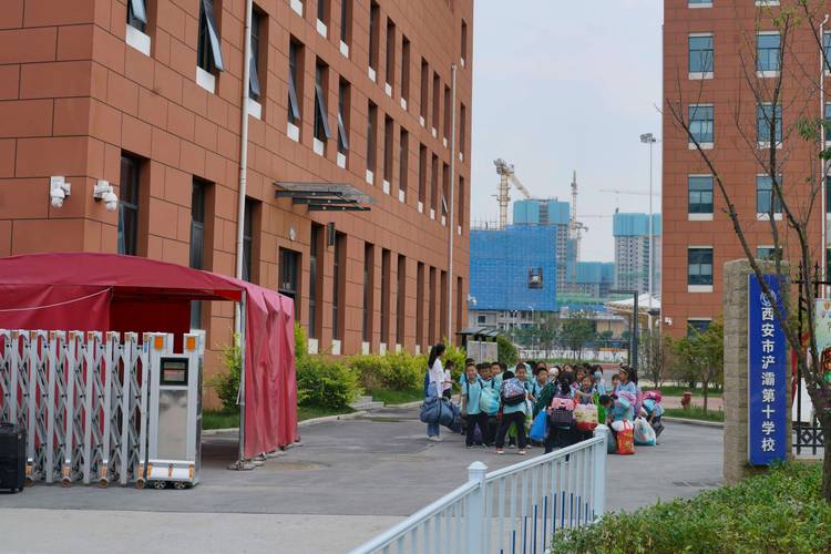 陕西省商业学校的校园环境怎么样