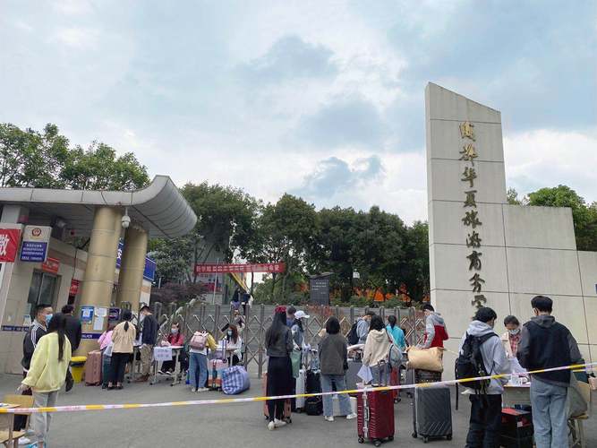 成都华夏商务旅游学校听说很差?是真的吗?