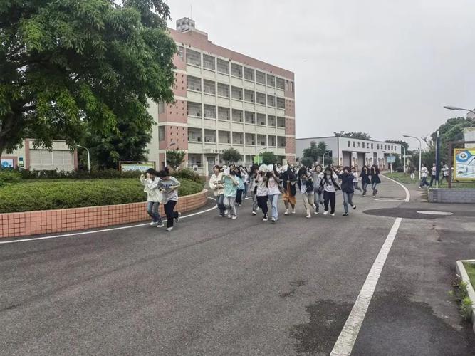彭山县职业高级中学在哪里