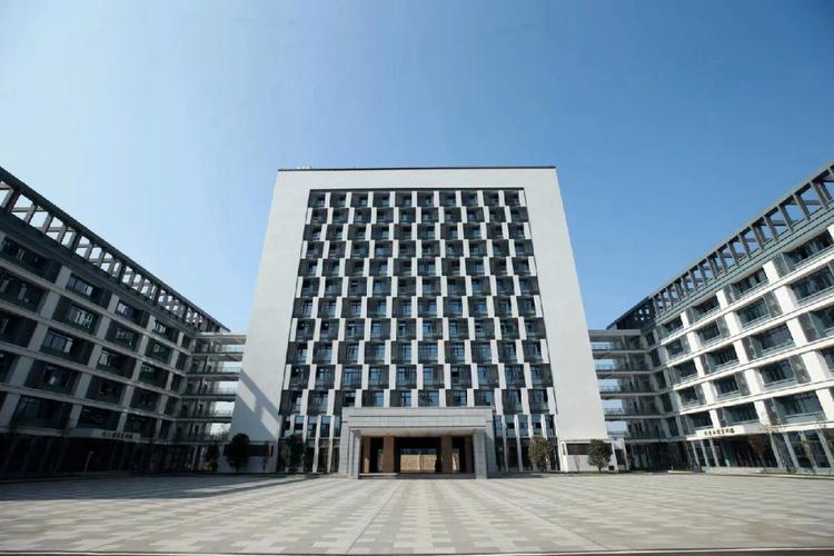 四川理工技师学院