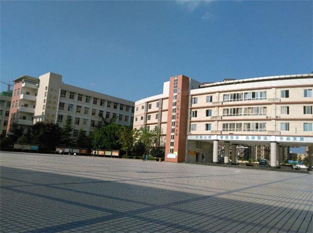 简阳市航空专业学校怎么样