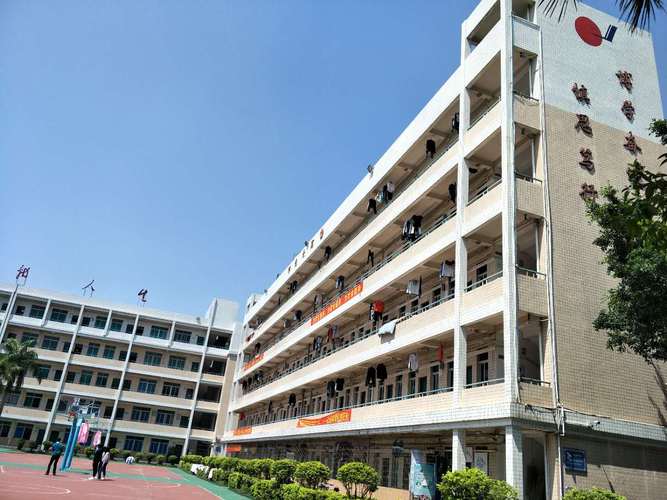 广州华成理工职业技术学校到底是间怎么样的学校