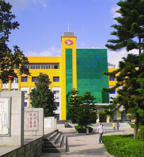 射洪旅游中等职业技术学校学费多少