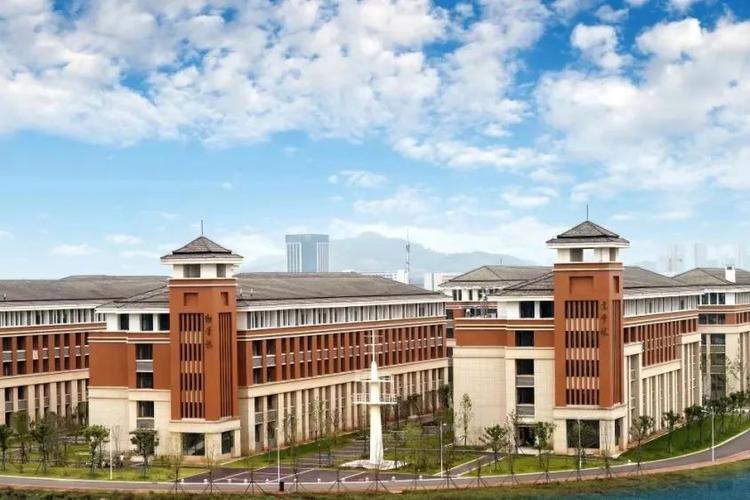 湖北交通职业技术学院学校简介