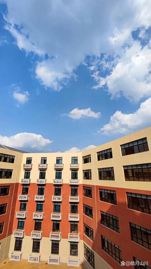 四川成都文文轩学学院面积多大