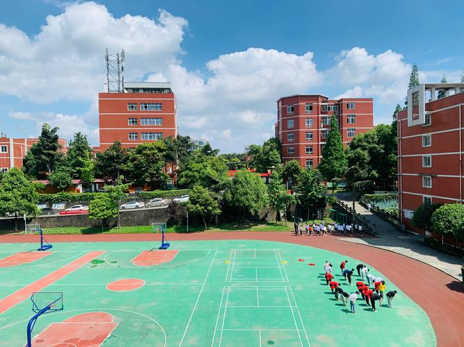 成都市高级技工学校怎么样?实践课程多不多?