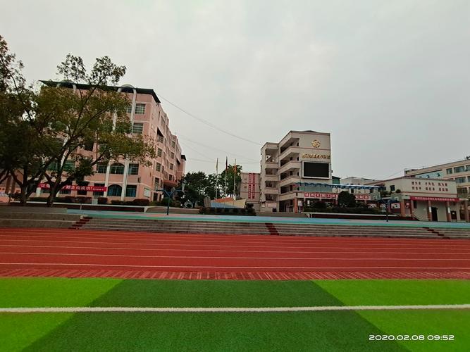 在四川渠县职业中专学校不能玩手机吗