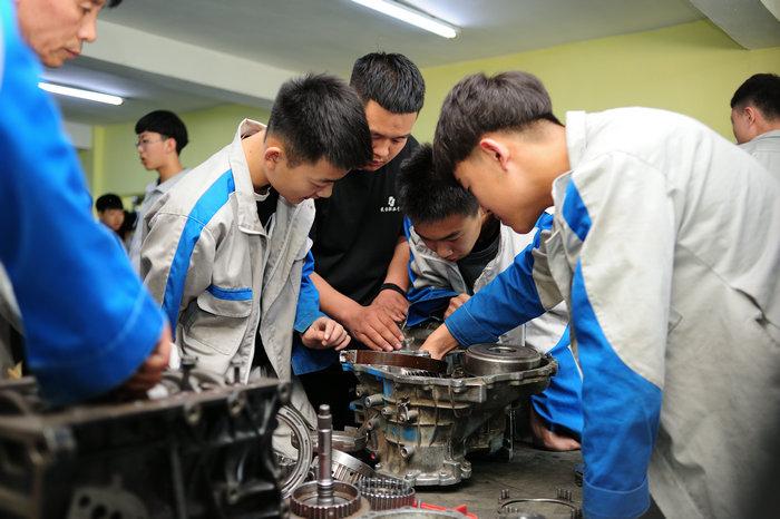 重庆哪个学校的汽修专业比较好