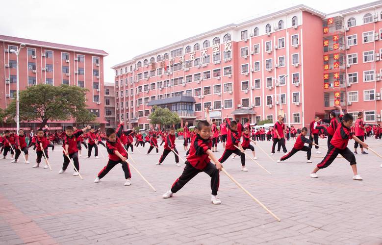 河南有哪些文武学校,具体位置,比较好是安阳市的