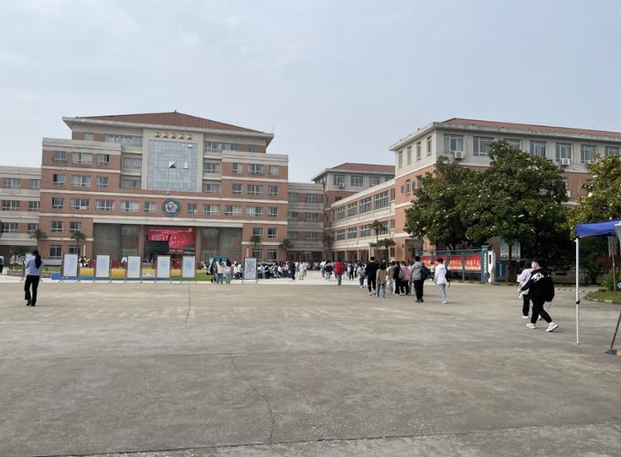 江苏省泰州机电高等职业技术学校,到底怎么样~