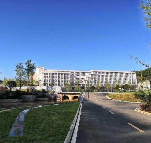 成都天府新区信息技术职业学院到底怎么样
